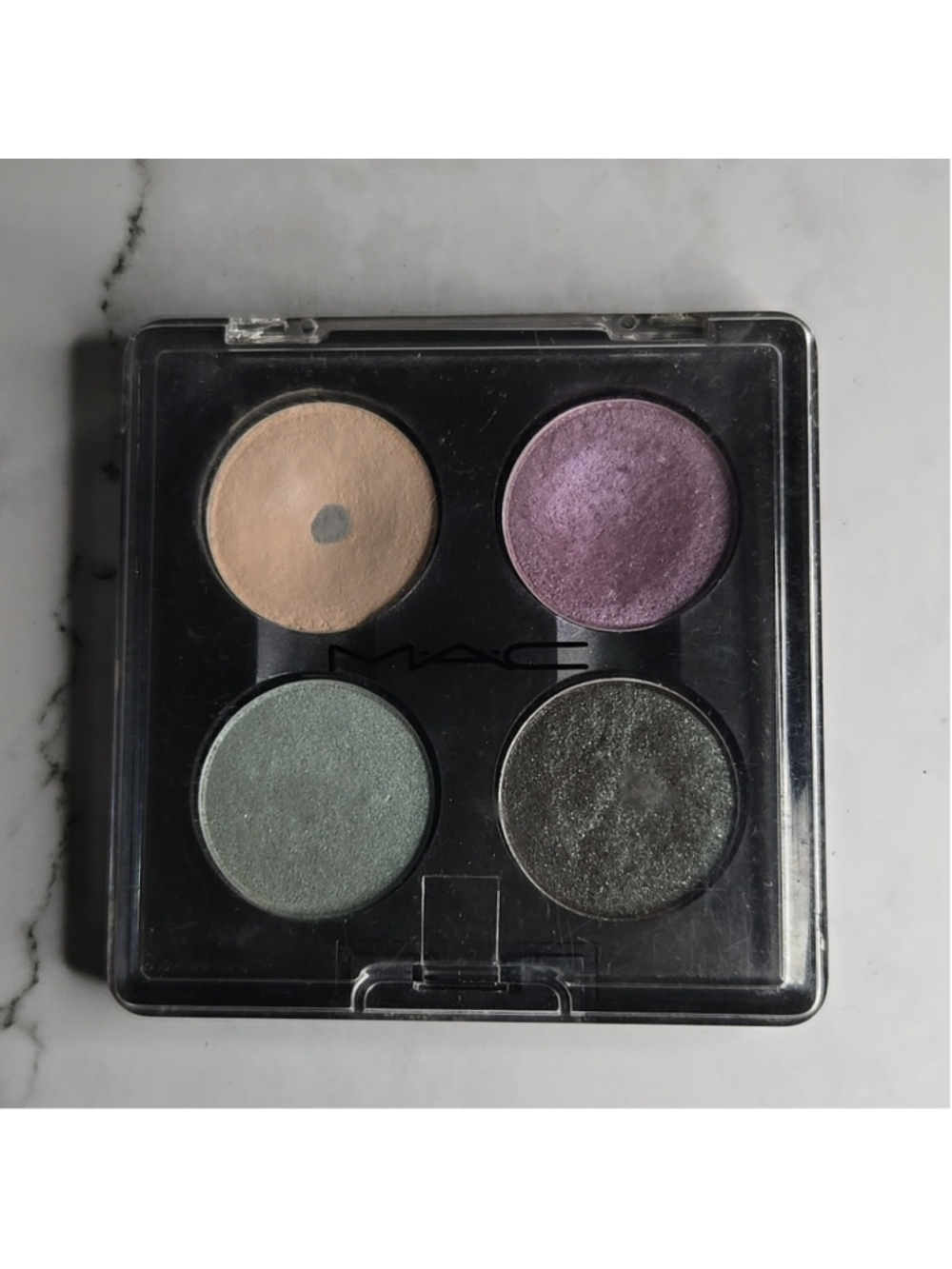 MAC Cosmetics Eyeshadow Quad in CORPS DE COULEUR - Rare Find.